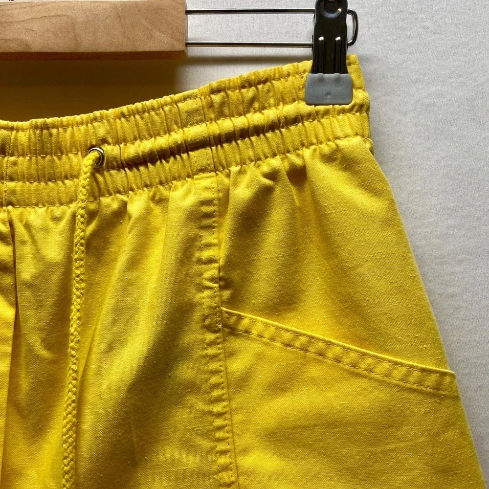 Simply‎ Basic Casual Shorts Women's Small Yellow Elastic Waist Vintage 90's GUC